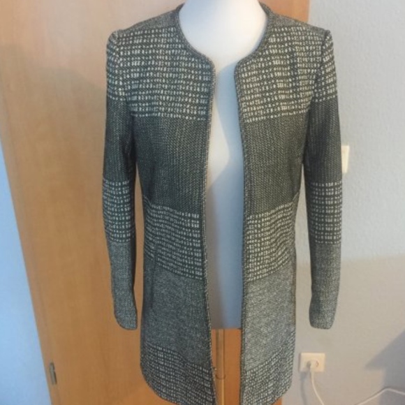 H&M Jackets & Blazers - H&M Long Blazer Jacket Over Coat Black White Sz 6